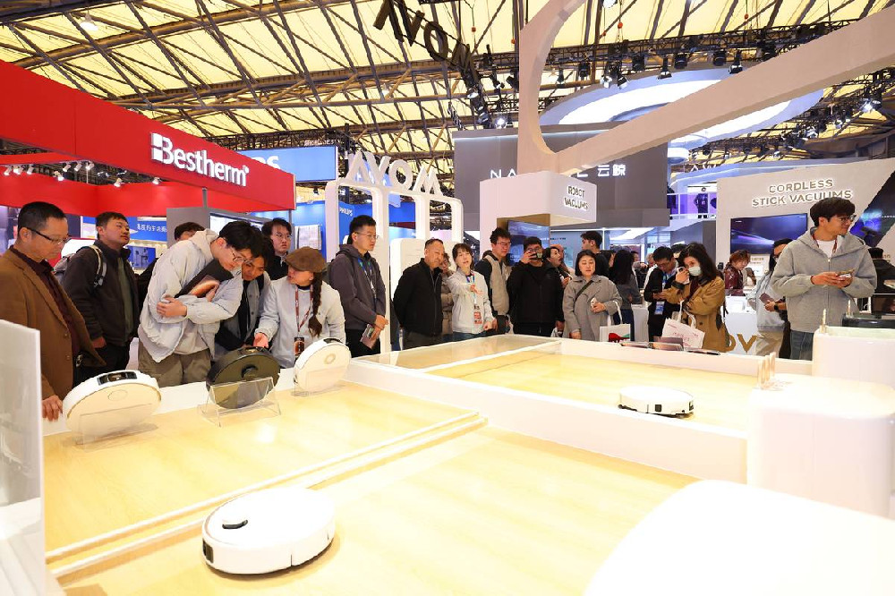 MOVA多款扫地机新品登陆AWE 2025，以技术创新革新清洁体验
